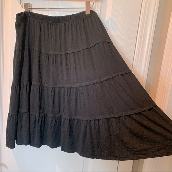 STYLE & CO Women’s Black Tiered Midi Skirt Large NWT - Picture 5 of 9